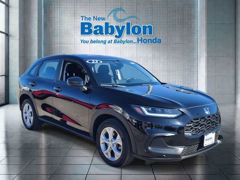 Used 2023 Honda HR-V LX image 6