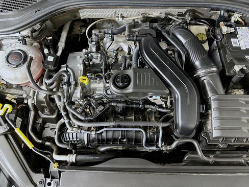 Used 2022 Volkswagen Jetta SE FWD image 32