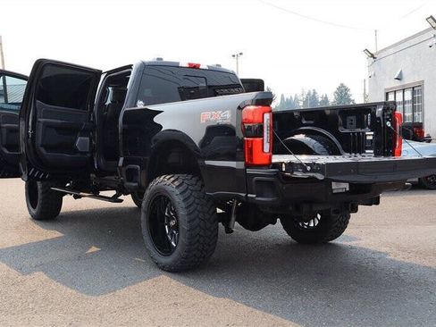 Used 2024 Ford F350 Platinum AWD/4WD image 39