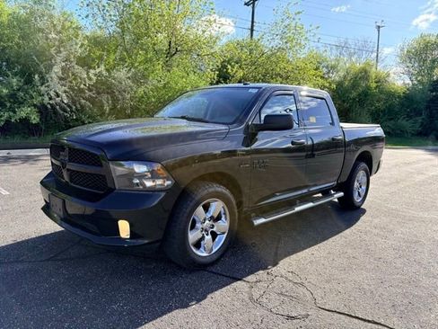Used 2017 RAM 1500 Express w/ Black Ram 1500 Express Group AWD/4WD image 1