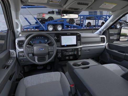 New 2026 Ford F350 XLT image 9