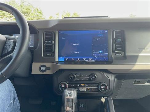 Used 2024 Ford Bronco Wildtrak AWD/4WD image 12