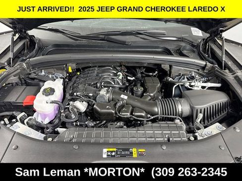 New 2025 Jeep Grand Cherokee Laredo X w/ Luxury Tech Group I image 29