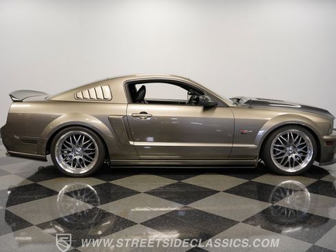 Used 2005 Ford Mustang GT RWD image 15
