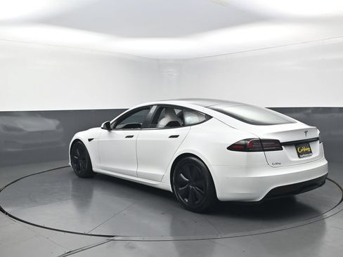 Used 2023 Tesla Model S AWD/4WD image 4