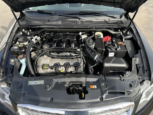 Used 2012 Ford Taurus Limited image 16