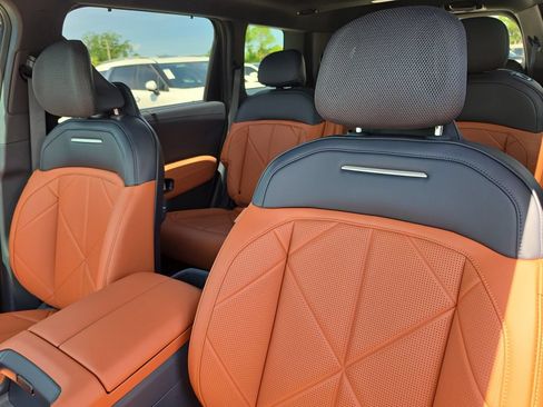 New 2027 Kia Telluride SX FWD image 23