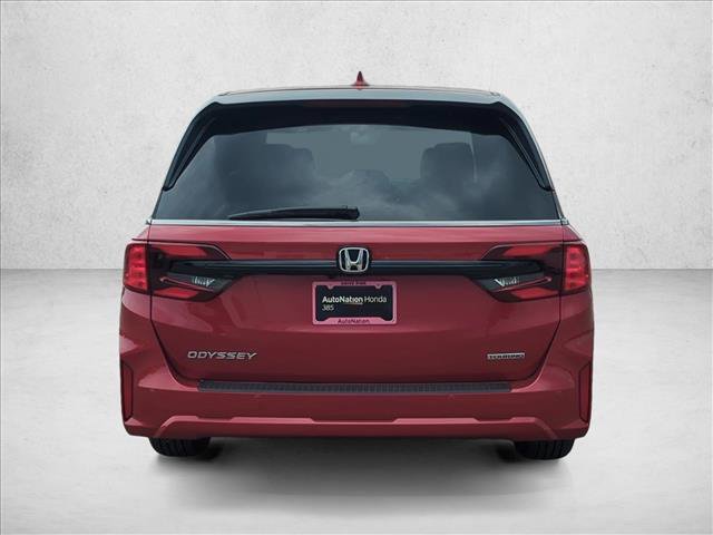 New 2026 Honda Odyssey Touring image 9