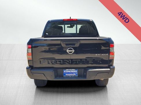 Used 2022 Nissan Frontier SV w/ Technology Package AWD/4WD image 5