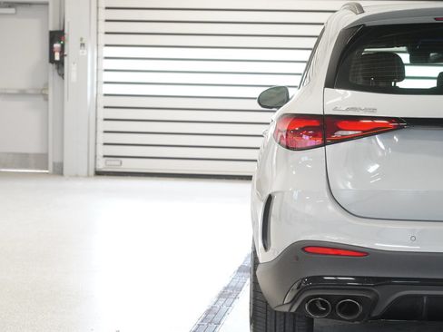 Certified 2026 Mercedes-Benz GLC 43 AMG 4MATIC image 9