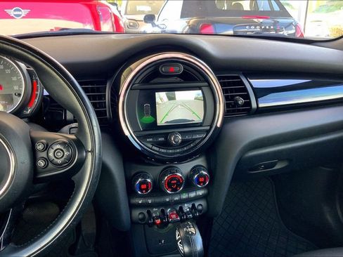 Used 2019 MINI Cooper Convertible FWD image 6