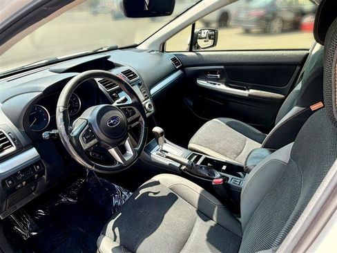 Used 2017 Subaru Crosstrek 2.0i Premium AWD/4WD image 10