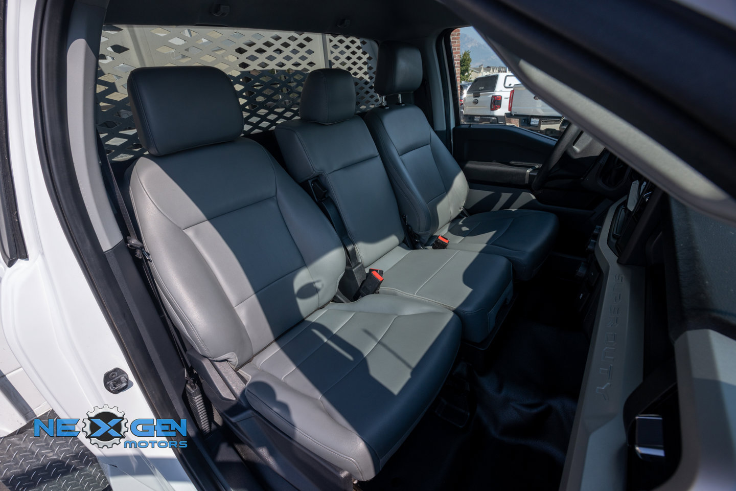 Used 2024 Ford F350 XL w/ XL Chrome Package RWD image 36