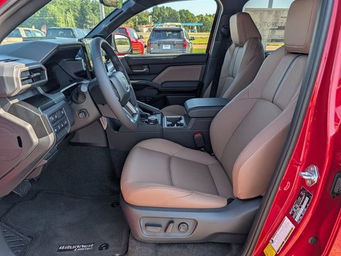 New 2026 Toyota 4Runner Limited AWD/4WD image 8