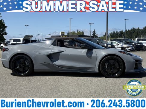 Used 2025 Chevrolet Corvette E-Ray w/ Stealth Interior Trim Package AWD/4WD image 2