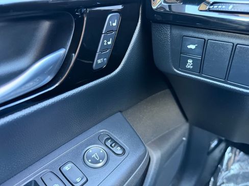 Used 2024 Honda CR-V EX-L image 25