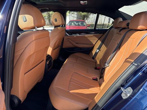 Used 2018 BMW 540i xDrive w/ M Sport Package image 15