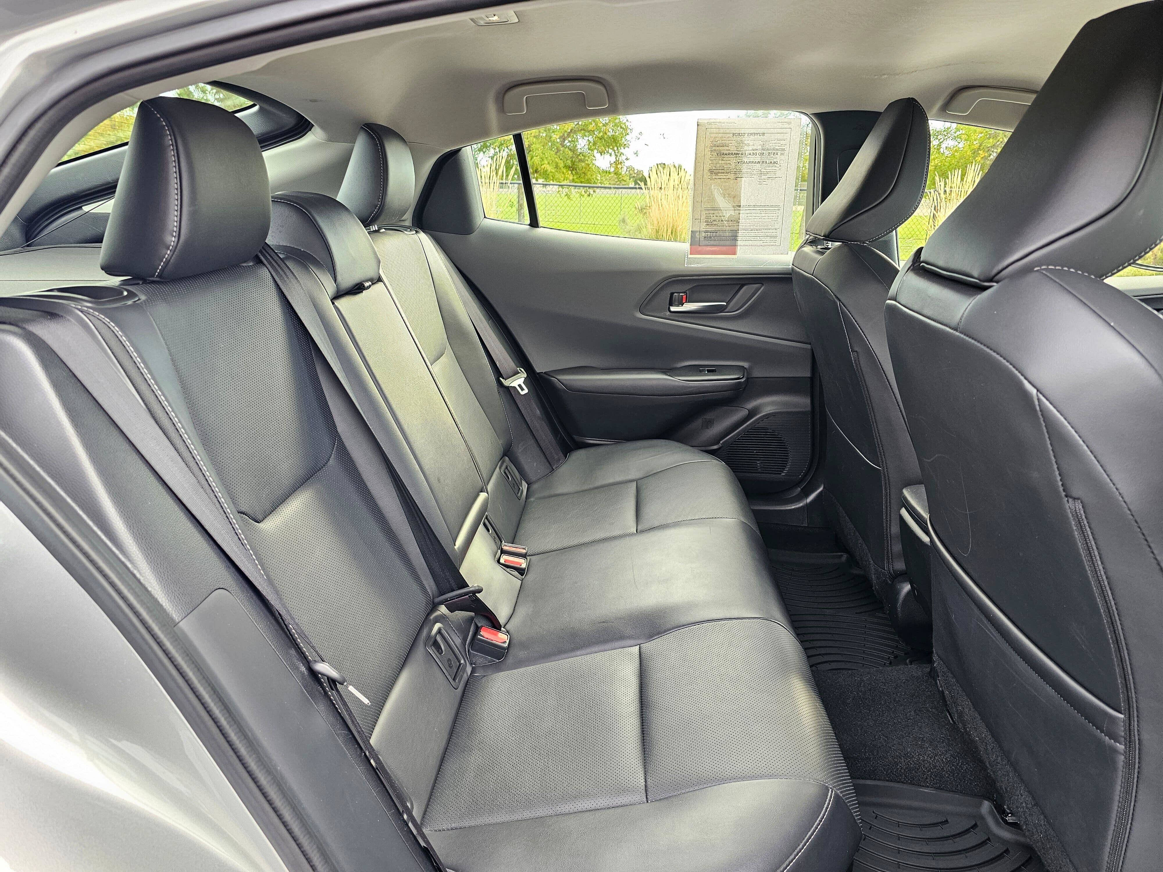 Certified 2024 Toyota Prius XLE FWD image 12