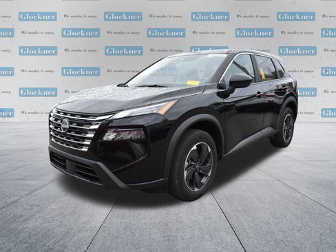 Used 2025 Nissan Rogue SV AWD/4WD image 10
