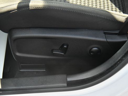 Used 2023 Dodge Charger GT image 16