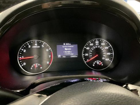 Used 2022 Kia Seltos S AWD/4WD image 24