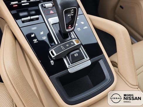 Used 2019 Porsche Cayenne w/ Premium Plus Package AWD/4WD image 12