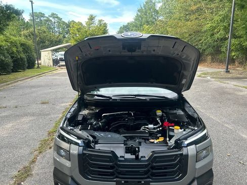 Used 2026 Subaru Outback Premium AWD/4WD image 11