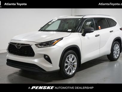 Used 2024 Toyota Highlander Limited