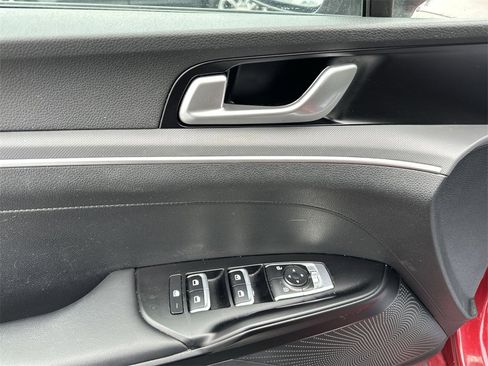 Used 2024 Kia K5 LXS image 13