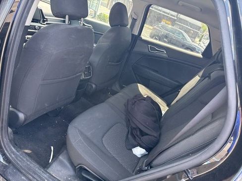 Certified 2023 Kia Sportage LX AWD/4WD image 8
