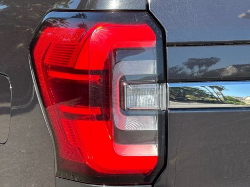 Used 2024 Ford Expedition Max Limited RWD image 50