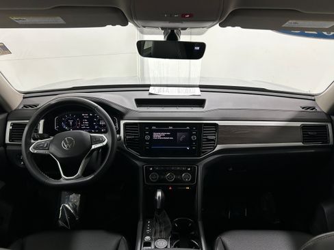 Used 2023 Volkswagen Atlas SE AWD/4WD image 14