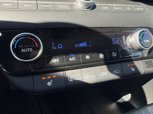 Used 2023 Hyundai Elantra SEL w/ Convenience Package FWD image 30