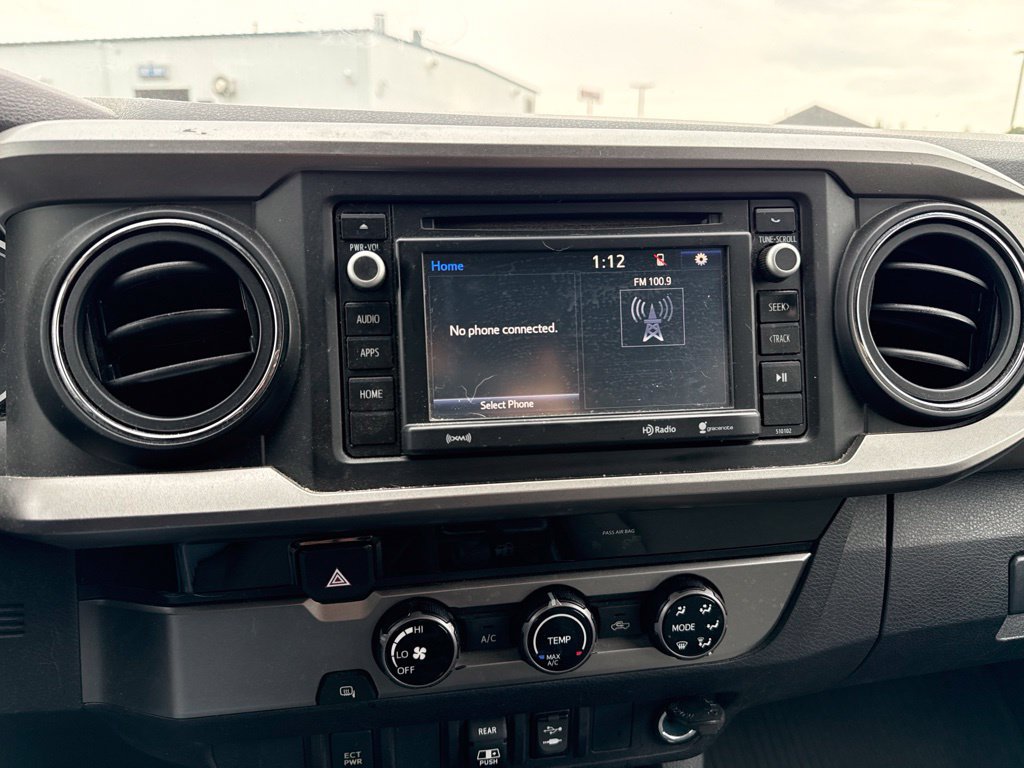 Used 2018 Toyota Tacoma SR5 RWD image 14