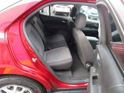 Used 2023 Chevrolet Equinox LT AWD/4WD image 26