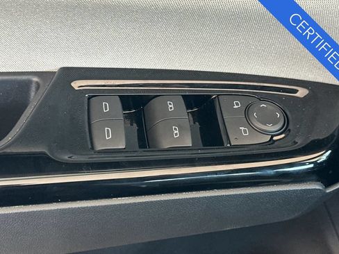 Certified 2025 Honda Prologue EX image 12