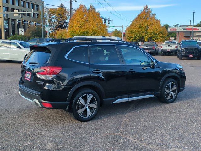 Used 2020 Subaru Forester Touring AWD/4WD image 5
