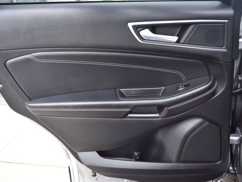 Used 2024 Ford Edge Titanium AWD/4WD image 36