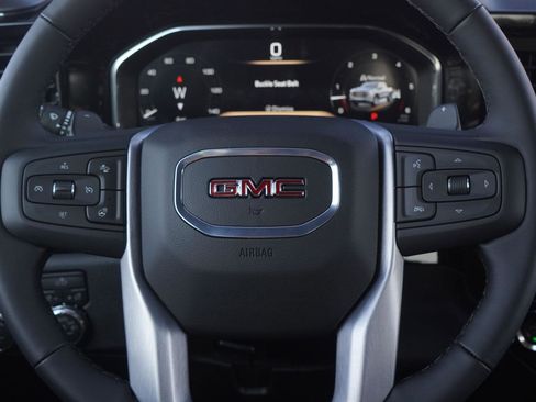 New 2026 GMC Sierra 1500 Elevation image 15