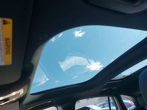 Used 2025 Mercedes-Benz GLA 35 AMG 4MATIC image 29