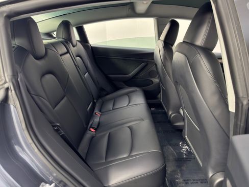 Used 2023 Tesla Model 3 Standard Range image 41