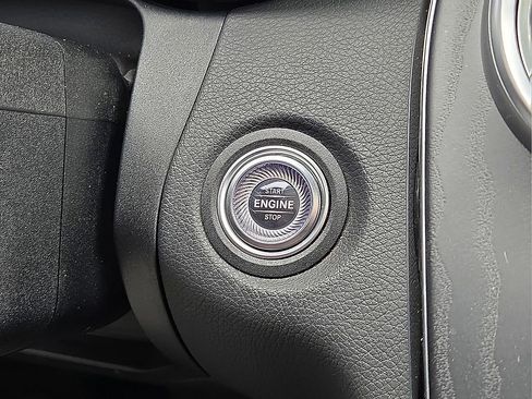 Used 2021 Mercedes-Benz C 300 Sedan w/ Premium Package image 31