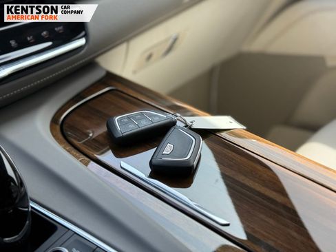 Used 2024 Cadillac Escalade Sport Platinum w/ LPO, ONYX Package image 53