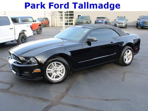 Used 2014 Ford Mustang Convertible w/ Equipment Group 102A image 1