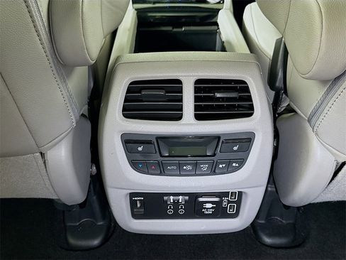 Used 2019 Honda Pilot Elite image 26