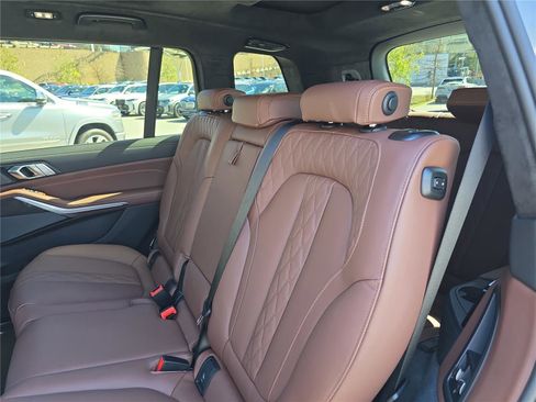 New 2026 BMW X7 M60i image 15