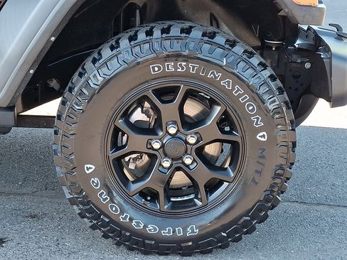 Used 2022 Jeep Wrangler Sport AWD/4WD image 8