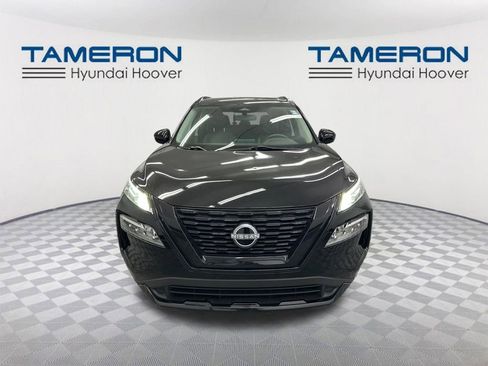 Used 2023 Nissan Rogue SV w/ SV Premium B Package image 8