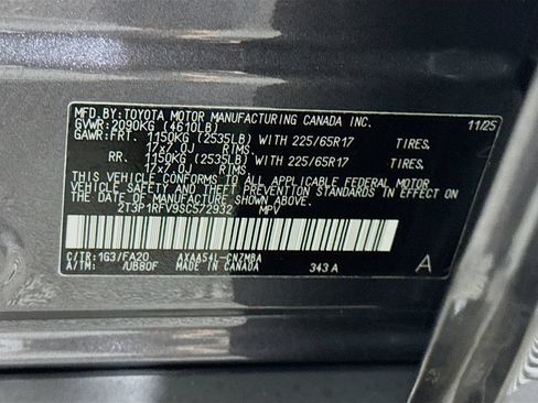 Certified 2025 Toyota RAV4 XLE AWD/4WD image 35