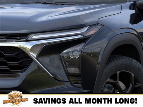 New 2026 Chevrolet Trax LT w/ Driver Confidence Package image 10